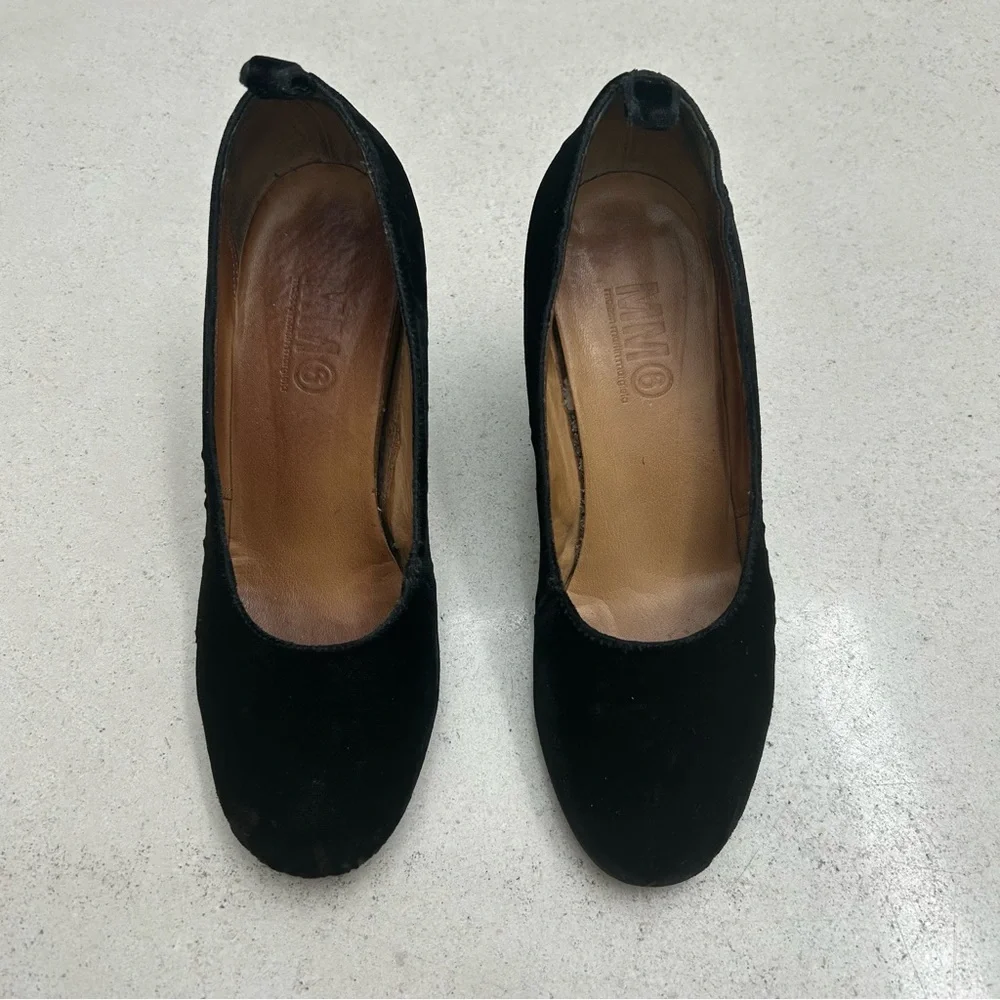 MM6 Martin Margiela Black Ostrich Embossed Velvet Wedge Shoes - Picture 1 of 12